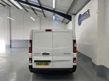 Renault Trafic 2.0 dCi Blue LL30 Advance Crew Van Double Cab 6dr Diesel Manual L2 H1 Euro 6 (s/s) (130 ps) - U1247