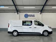 Renault Trafic 2.0 dCi Blue LL30 Advance Crew Van Double Cab 6dr Diesel Manual L2 H1 Euro 6 (s/s) (130 ps) - U1247