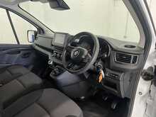 Renault Trafic 2.0 dCi Blue LL30 Advance Crew Van Double Cab 6dr Diesel Manual L2 H1 Euro 6 (s/s) (130 ps) - U1247