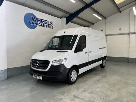 Mercedes-Benz Sprinter Sprinter 2.0 315 CDI Progressive Panel Van 5dr Diesel Manual FWD L2 H2 Euro 6 (s/s) (150 ps)