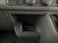 Volkswagen Crafter 2.0 TDI CR35 Commerce Plus Panel Van 5dr Diesel Manual FWD MWB High Roof Euro 6 (s/s) (140 ps) - U1260