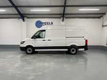 Volkswagen Crafter 2.0 TDI CR35 Commerce Plus Panel Van 5dr Diesel Manual FWD MWB High Roof Euro 6 (s/s) (140 ps) - U1261