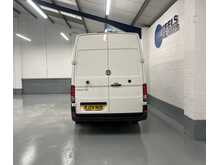 Volkswagen Crafter 2.0 TDI CR35 Commerce Plus Panel Van 5dr Diesel Manual FWD MWB High Roof Euro 6 (s/s) (140 ps) - U1261