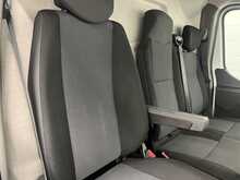 Renault Master 2.3 dCi 35 Advance Panel Van 4dr Diesel Manual FWD LWB Medium Roof Euro 6 (135 ps) - U1263