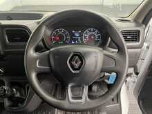 Renault Master 2.3 dCi 35 Advance Panel Van 4dr Diesel Manual FWD LWB Medium Roof Euro 6 (135 ps) - U1263