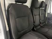 Renault Trafic 2.0 dCi Blue LL30 Extra Panel Van 5dr Diesel Manual L2 H1 Euro 6 (s/s) (130 ps) - U1268