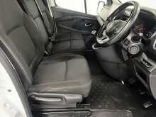 Renault Trafic 2.0 dCi Blue LL30 Extra Panel Van 5dr Diesel Manual L2 H1 Euro 6 (s/s) (130 ps) - U1268
