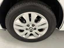 Renault Trafic 2.0 dCi Blue LL30 Extra Panel Van 5dr Diesel Manual L2 H1 Euro 6 (s/s) (130 ps) - U1268