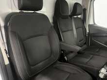 Renault Trafic 2.0 dCi Blue LL30 Extra Panel Van 5dr Diesel Manual L2 H1 Euro 6 (s/s) (130 ps) - U1268