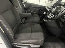 Renault Trafic 2.0 dCi Blue LL30 Extra Panel Van 5dr Diesel Manual L2 H1 Euro 6 (s/s) (130 ps) - U1268