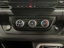 Renault Trafic 2.0 dCi Blue LL30 Extra Panel Van 5dr Diesel Manual L2 H1 Euro 6 (s/s) (130 ps) - U1268