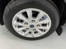 Ford Tourneo Custom 2.0 320 EcoBlue MHEV Titanium Minibus Double Cab 5dr Diesel Manual L2 Euro 6 (s/s) (130 ps) - U1283