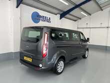 Ford Tourneo Custom 2.0 320 EcoBlue Titanium Minibus Double Cab 5dr Diesel Manual L2 Euro 6 (s/s) (130 ps) - U1285