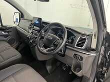 Ford Tourneo Custom 2.0 320 EcoBlue Titanium Minibus Double Cab 5dr Diesel Manual L2 Euro 6 (s/s) (130 ps) - U1285