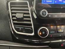 Ford Tourneo Custom 2.0 320 EcoBlue Titanium Minibus Double Cab 5dr Diesel Manual L2 Euro 6 (s/s) (130 ps) - U1285