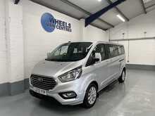 Ford Tourneo Custom 2.0 320 EcoBlue Titanium Minibus Double Cab 5dr Diesel Manual L2 Euro 6 (s/s) (130 ps) - U1299