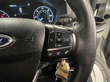 Ford Tourneo Custom 2.0 320 EcoBlue Titanium Minibus Double Cab 5dr Diesel Manual L2 Euro 6 (s/s) (130 ps) - U1299