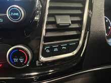 Ford Tourneo Custom 2.0 320 EcoBlue Titanium Minibus Double Cab 5dr Diesel Manual L2 Euro 6 (s/s) (130 ps) - U1299