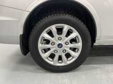 Ford Tourneo Custom 2.0 320 EcoBlue Titanium Minibus Double Cab 5dr Diesel Manual L2 Euro 6 (s/s) (130 ps) - U1299