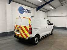 Vauxhall Vivaro 1.5 Turbo D 2900 Edition Panel Van 5dr Diesel Manual L1 H1 Euro 6 (s/s) (100 ps) - U1305