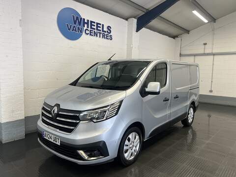 Renault Trafic 2.0 dCi Blue LL30 Sport+ Panel Van 5dr Diesel Manual L2 H1 Euro 6 (s/s) (150 ps)