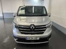 Renault Trafic 2.0 dCi Blue SL28 Sport Panel Van 5dr Diesel Manual L1 H1 Euro 6 (s/s) (150 ps) - U1310