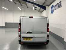 Renault Trafic 2.0 dCi Blue SL28 Sport Panel Van 5dr Diesel Manual L1 H1 Euro 6 (s/s) (150 ps) - U1310