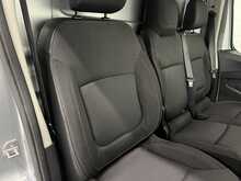 Renault Trafic 2.0 dCi Blue SL28 Sport Panel Van 5dr Diesel Manual L1 H1 Euro 6 (s/s) (150 ps) - U1310