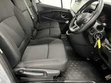 Renault Trafic 2.0 dCi Blue SL28 Sport Panel Van 5dr Diesel Manual L1 H1 Euro 6 (s/s) (150 ps) - U1310