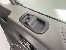 Ford Transit 2.0 350 EcoBlue Trend Crew Van Double Cab 5dr Diesel Manual L3 H2 Euro 6 (s/s) (130 ps) - U1331