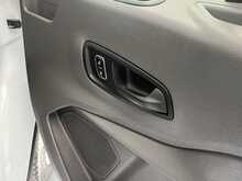 Ford Transit 2.0 350 EcoBlue Trend Crew Van Double Cab 5dr Diesel Manual L3 H2 Euro 6 (s/s) (130 ps) - U1331