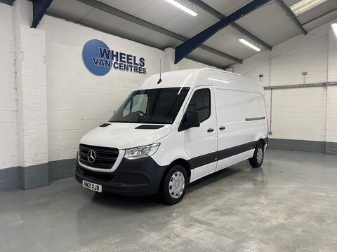 Mercedes-Benz Sprinter Sprinter 2.0 315 CDI Progressive Panel Van 5dr Diesel Manual FWD L2 H2 Euro 6 (s/s) (150 ps)