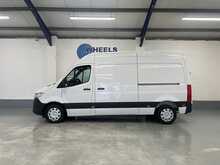 Mercedes-Benz Sprinter 2.1 314 CDI Premium Panel Van 5dr Diesel Manual FWD L2 H2 Euro 6 (s/s) (143 ps) - U1343