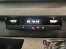 Mercedes-Benz Sprinter 2.1 314 CDI Premium Panel Van 5dr Diesel Manual FWD L2 H2 Euro 6 (s/s) (143 ps) - U1343