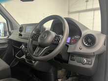 Mercedes-Benz Sprinter 315 CDI Progressive 2.0 2dr L3 Dropside Manual Diesel 2.0 2dr Dropside Manual Diesel - U1347