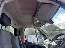 Renault Master 2.3 2dr Curtain Side Manual Diesel - U1353