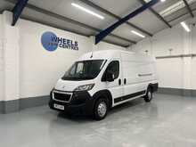 Peugeot Boxer 2.2 BlueHDi 435 Professional Premium + Panel Van 5dr Diesel Manual L4 High Roof Euro 6 (s/s) (140 - U1358