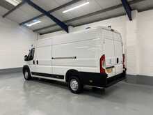 Peugeot Boxer 2.2 BlueHDi 435 Professional Premium + Panel Van 5dr Diesel Manual L4 High Roof Euro 6 (s/s) (140 - U1358