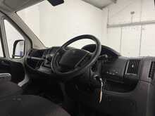 Peugeot Boxer 2.2 BlueHDi 435 Professional Premium + Panel Van 5dr Diesel Manual L4 High Roof Euro 6 (s/s) (140 - U1358