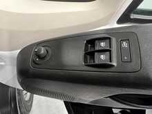 Peugeot Boxer 2.2 BlueHDi 435 Professional Premium + Panel Van 5dr Diesel Manual L4 High Roof Euro 6 (s/s) (140 - U1358