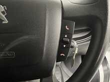 Peugeot Boxer 2.2 BlueHDi 435 Professional Premium + Panel Van 5dr Diesel Manual L4 High Roof Euro 6 (s/s) (140 - U1358