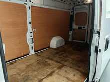 Peugeot Boxer 2.2 BlueHDi 435 Professional Premium + Panel Van 5dr Diesel Manual L4 High Roof Euro 6 (s/s) (140 - U1358