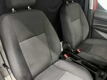 Ford Transit Connect 1.6 TDCi 200 Panel Van 4dr Diesel Manual L1 H1 (124 g/km, 113 bhp) - U1372