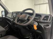 Iveco Daily D HPI 14V 35S 3750 2.3 2dr L4 Dropside Manual Diesel 2.3 2dr Dropside Manual Diesel - U1385