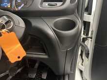 Iveco Daily D HPI 14V 35S 3750 2.3 2dr L4 Dropside Manual Diesel 2.3 2dr Dropside Manual Diesel - U1385