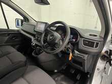 Renault Trafic 2.0 dCi Blue LL30 Business+ Panel Van 5dr Diesel Manual L2 H1 Euro 6 (s/s) (150 ps) - U1390