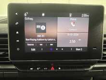 Renault Trafic 2.0 dCi Blue LL30 Business+ Panel Van 5dr Diesel Manual L2 H1 Euro 6 (s/s) (150 ps) - U1390