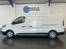 Renault Trafic 2.0 dCi Blue LL30 Business+ Panel Van 5dr Diesel Manual L2 H1 Euro 6 (s/s) (150 ps) - U1390