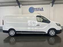 Renault Trafic 2.0 dCi Blue LL30 Business+ Panel Van 5dr Diesel Manual L2 H1 Euro 6 (s/s) (150 ps) - U1390