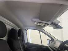 Renault Trafic 2.0 dCi Blue LL30 Business+ Panel Van 5dr Diesel Manual L2 H1 Euro 6 (s/s) (150 ps) - U1390